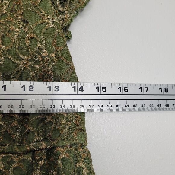 Studio Y y2k green textured ruffle fairy Renaissance woodsy top size medium - Picture 5 of 6